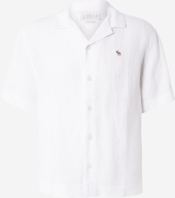 Abercrombie & FitchComfort Fit Košulja - bijela boja: prednji dio