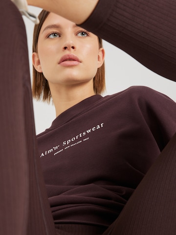 Sweat de sport aim'n en marron