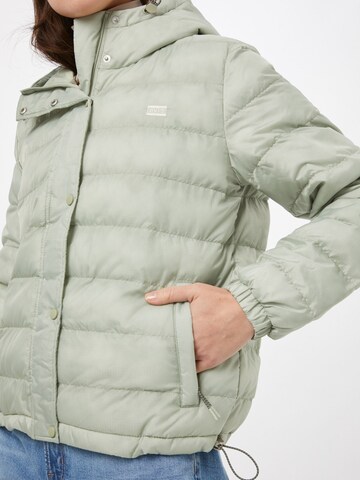 LEVI'S ® - Chaqueta de entretiempo 'Edie Packable Jacket' en verde