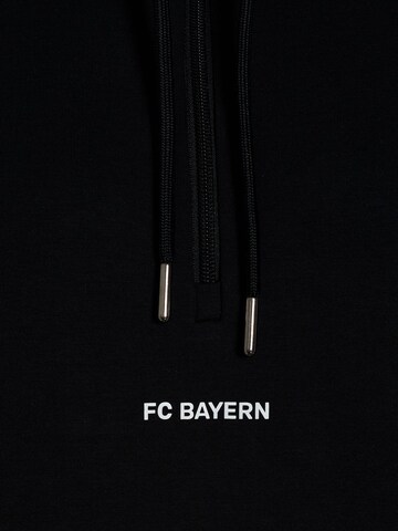 FC BAYERN MÜNCHEN Athletic Zip-Up Hoodie in Black