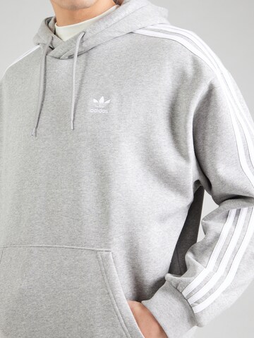 ADIDAS ORIGINALS Sweatshirt 'ADIColor' in Grau