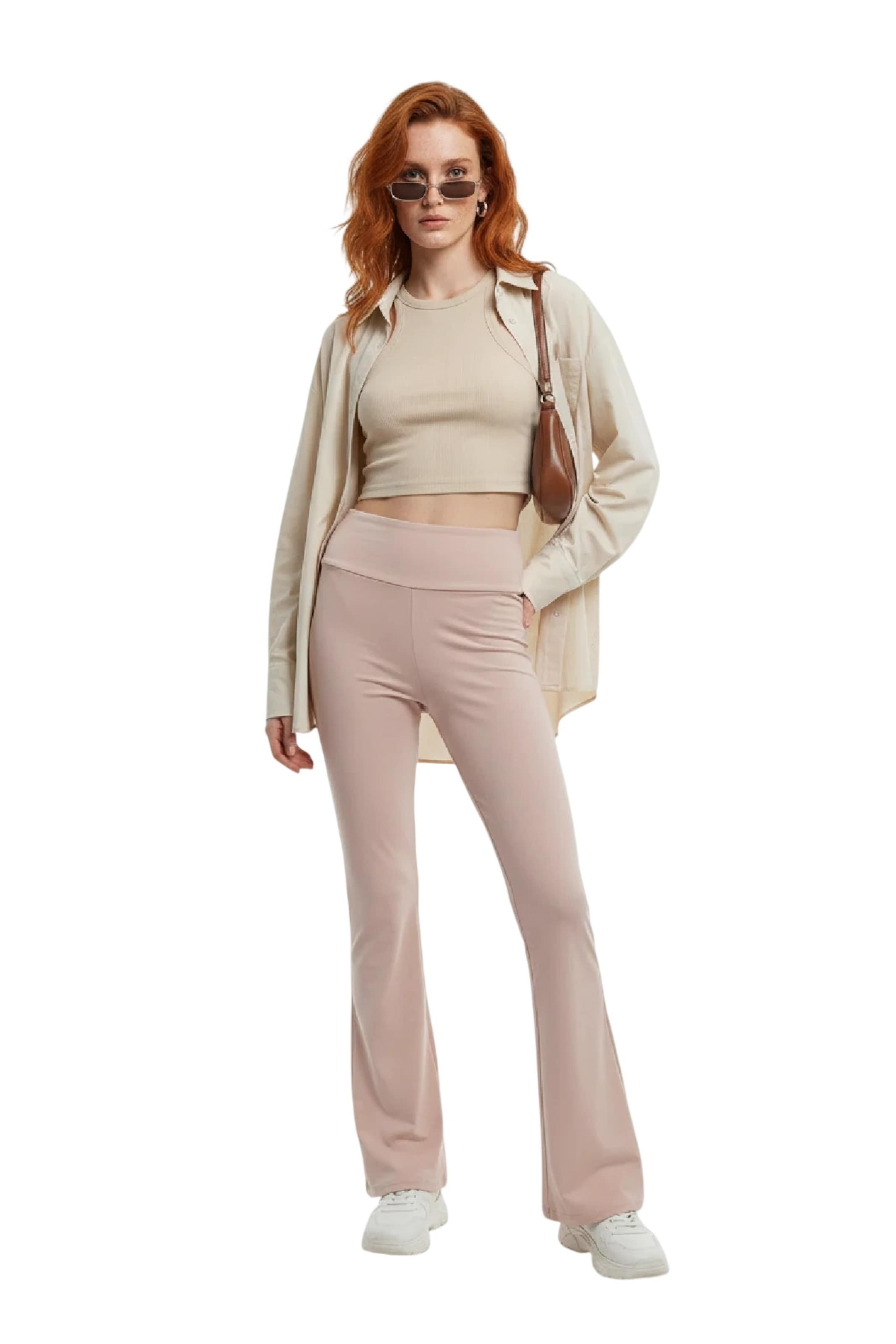 Alexa Dash Flared Broek in Roze: voorkant