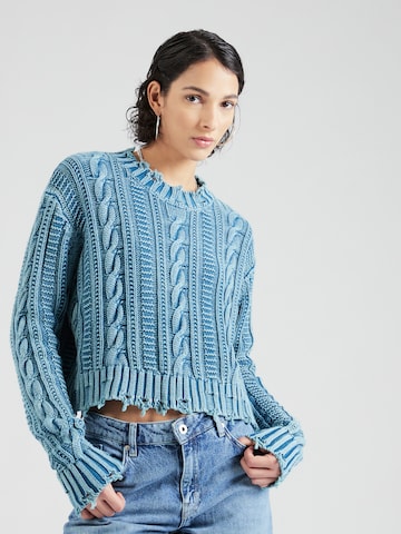 TOPSHOP Sweater in Blue: front