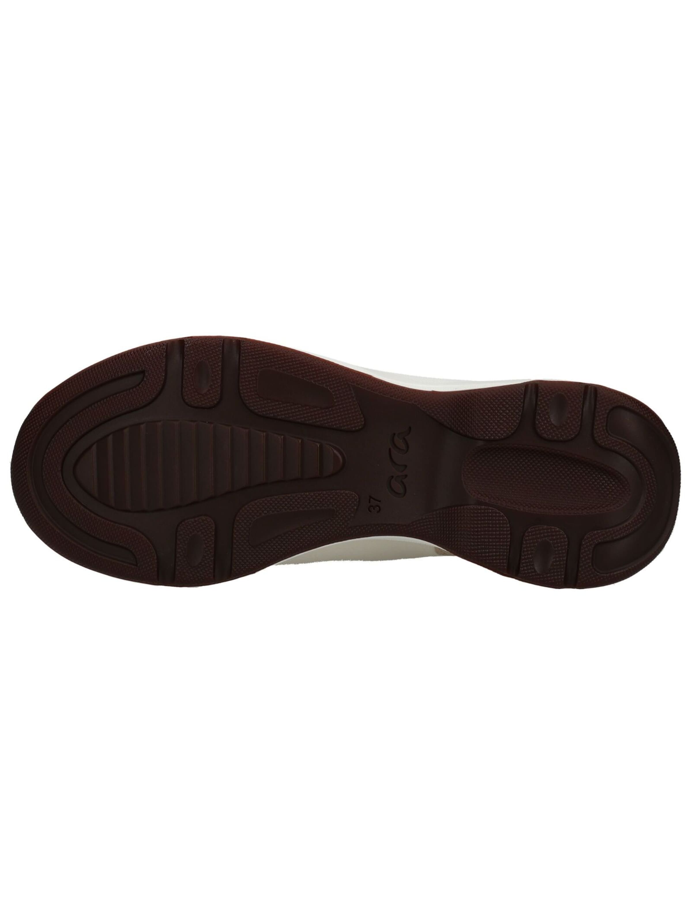 Baskets basses ARA en beige