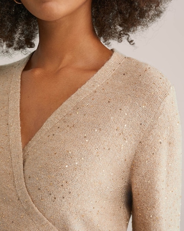 WE Fashion Пуловер в бежово