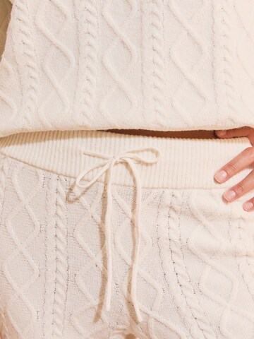 ETAM Pyjamahose 'Blanca' in Beige