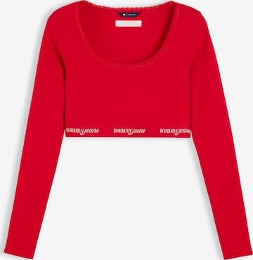 Tricou de la Tommy Jeans pe roșu: față