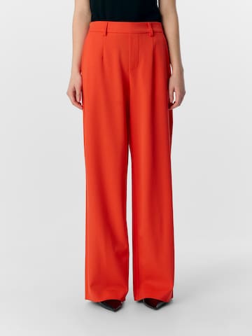 OBJECT Wide leg Pleat-Front Pants 'OBJLISA' in Red: front