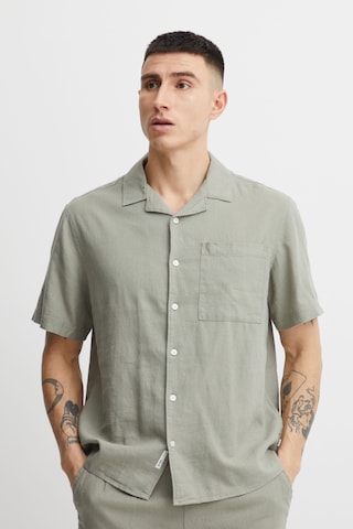 !Solid - Ajuste regular Camisa 'ALLAN' en verde