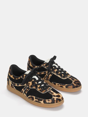 Pull&Bear Sneaker in Mischfarben