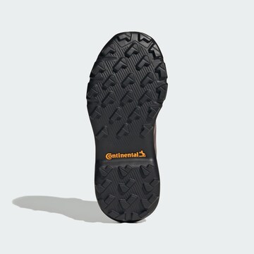 Chaussures basses ADIDAS TERREX en marron