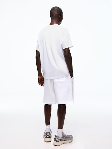 Bershka Trenirka za tek | bela barva