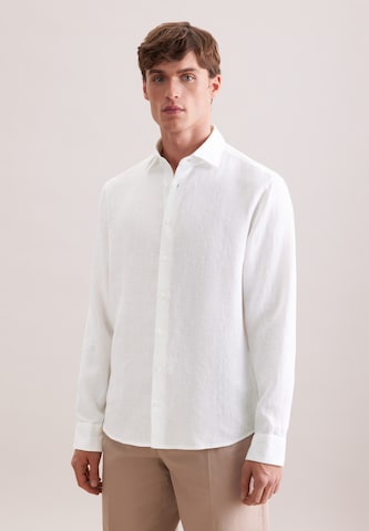 SEIDENSTICKER Regular Fit Businesshemd in Weiß: Vorderseite