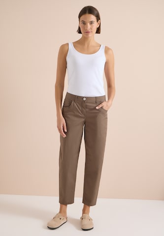 CECIL Regular Pants in Beige: front