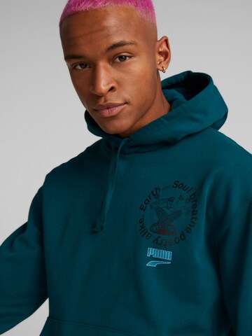 PUMA Sweatshirt in Green