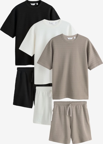 ruda Next Naminis kostiumas: priekis