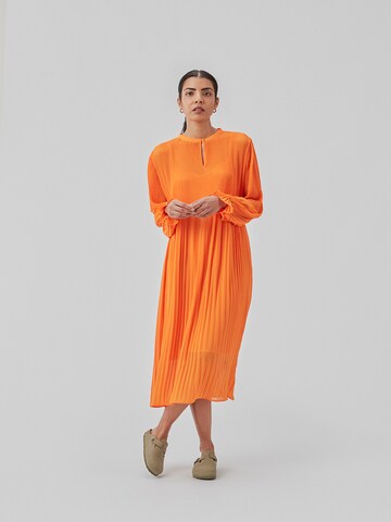 modström Φόρεμα 'Cruz' σε πορτοκαλί: μπροστά