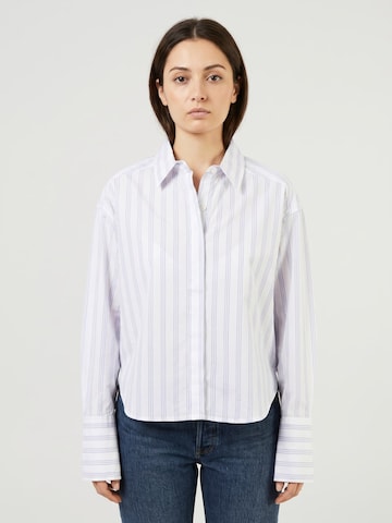 Lee Bluse i hvid: forside