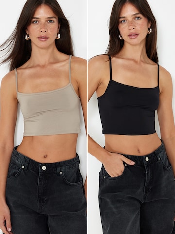 Trendyol Top - bézs: elől