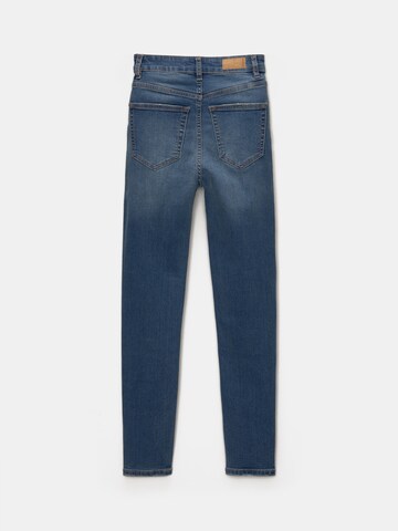 Pull&Bear Skinny Jeans in Blau