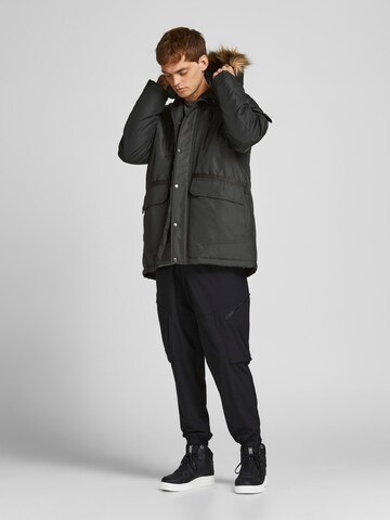 Parka invernale 'Globe' di JACK & JONES in nero