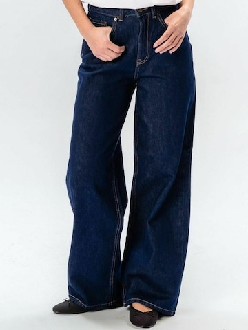 TEESHOPPEN - regular Vaquero ' Wide ' en azul