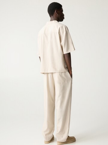 Pull&Bear Loose fit Trousers in Beige