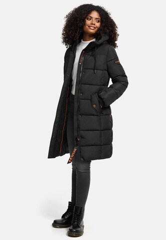 Cappotto invernale 'Yuikoo' di MARIKOO in nero