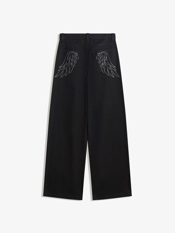 Bershka Baggy Jeans in Schwarz