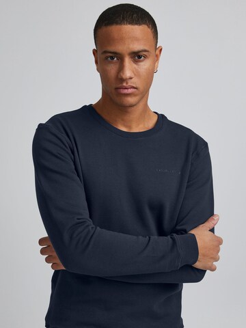 Sweat-shirt 'Severin' Casual Friday en bleu
