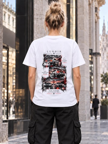 LUNØIR Studio Shirt 'Two Generations Pure Speed'‌‌‌‌‌‌ in Weiß