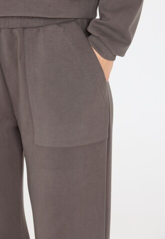 Athlecia Regular Sweathose 'Elaina' in Grau