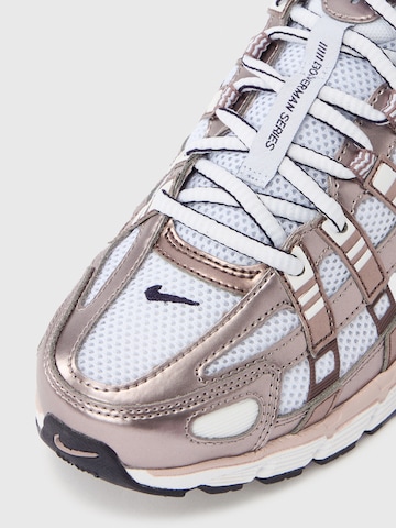 Baskets basses 'P-6000' Nike Sportswear en blanc