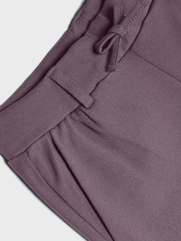 Coupe slim Pantalon 'Nitida' NAME IT en violet