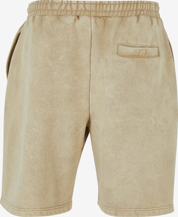 Urban Classics Loosefit Shorts in Beige