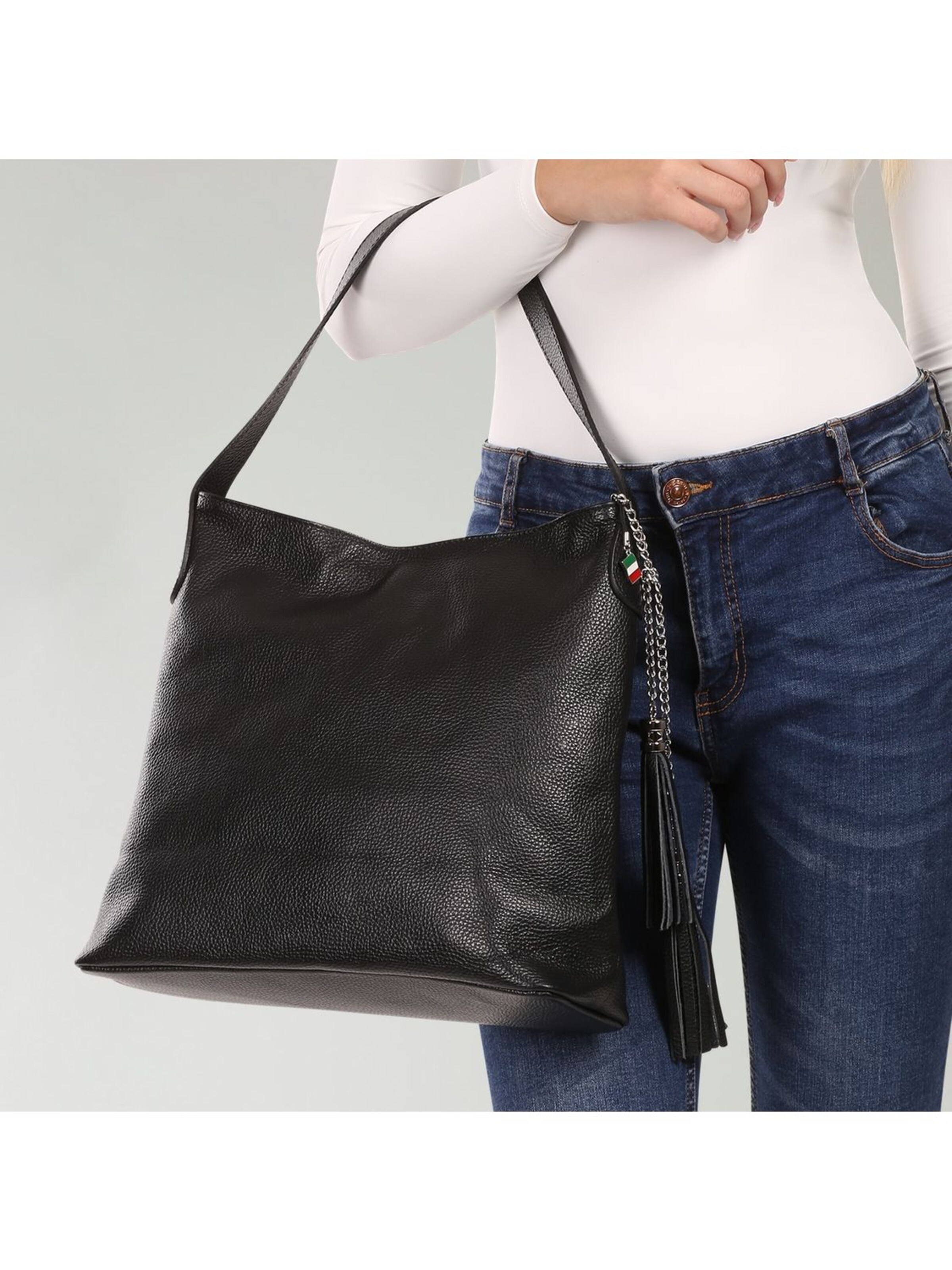 Florence Schultertasche in Schwarz