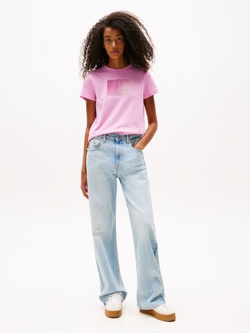 Tommy Jeans Μπλουζάκι σε ροζ