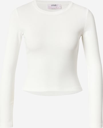 HailysMajica 'Em44ily' - bijela boja: prednji dio