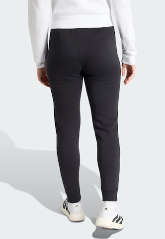 Effilé Pantalon de sport 'Entrada26' ADIDAS PERFORMANCE en noir