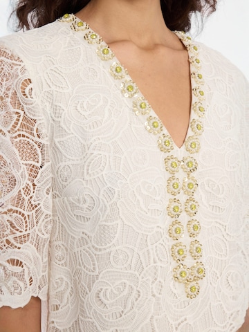 Ana Alcazar Dress 'Daeva' in White