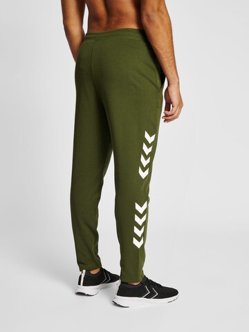 Hummel Tapered Sportbroek 'Legacy' in Groen