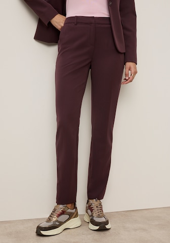 Tamaris Slim fit Pleated Pants in Red: front