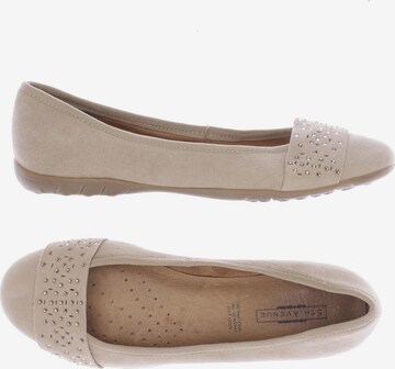 5TH AVENUE Flats & Loafers in 36 in Beige: front