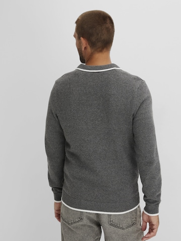 bonprix Sweter w kolorze szary