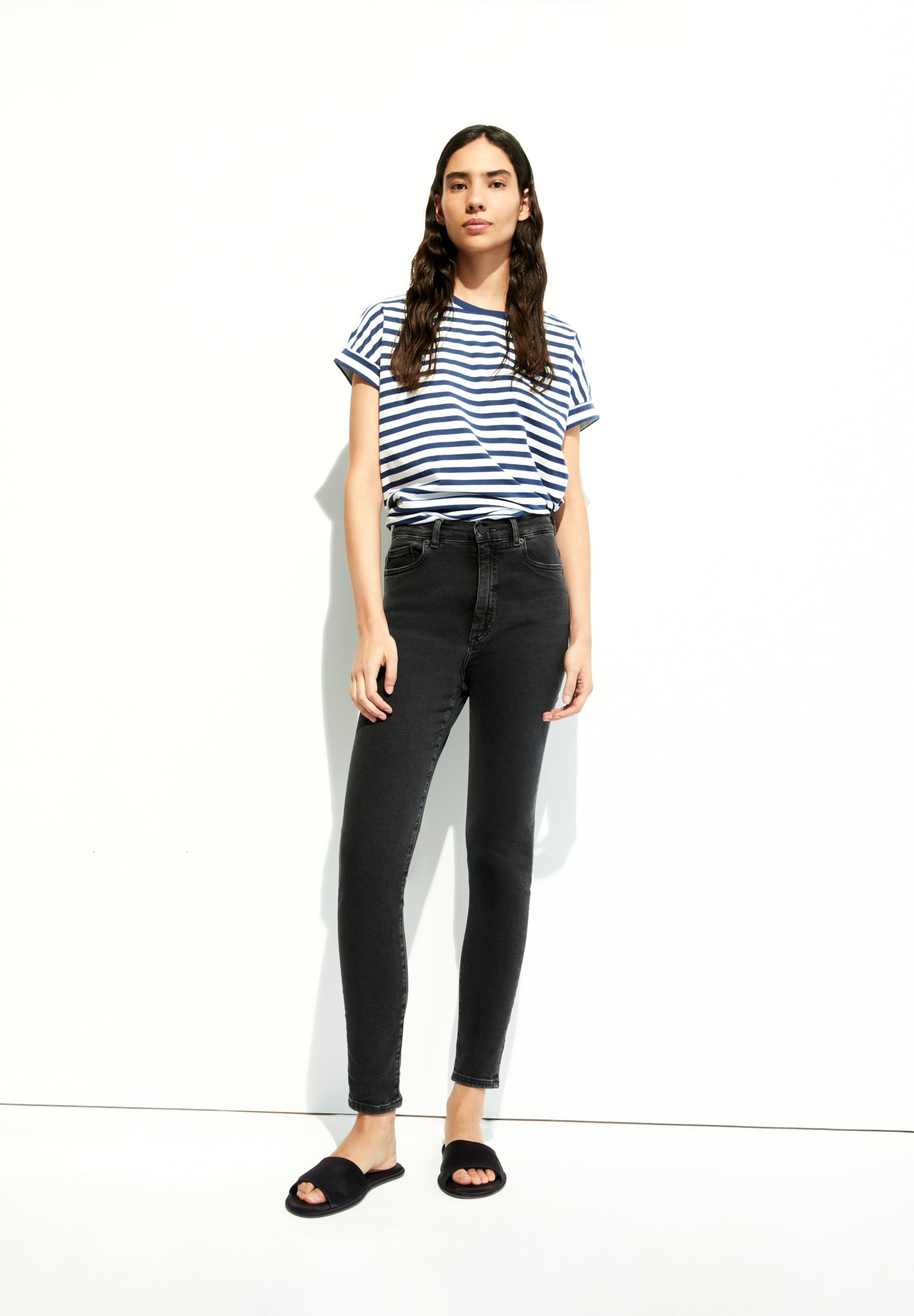 ARMEDANGELS Skinny Jeans 'INGAA' in Black: front