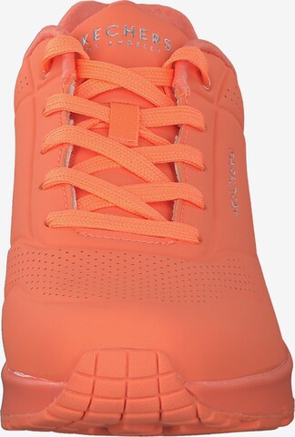 SKECHERS Sneaker in Orange