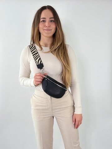 lePelou Gürteltasche 'SERENA small' in Schwarz