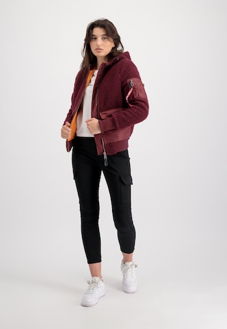 ALPHA INDUSTRIES Between-Season Jacket in Red