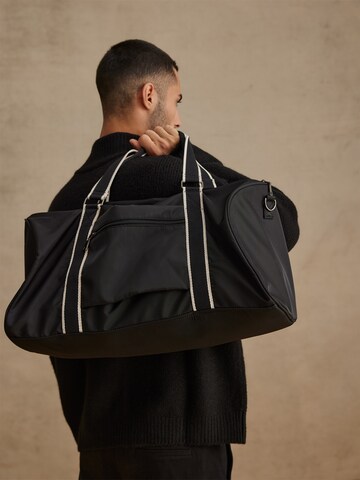 DAN FOX APPAREL Weekend bag 'William' in Black