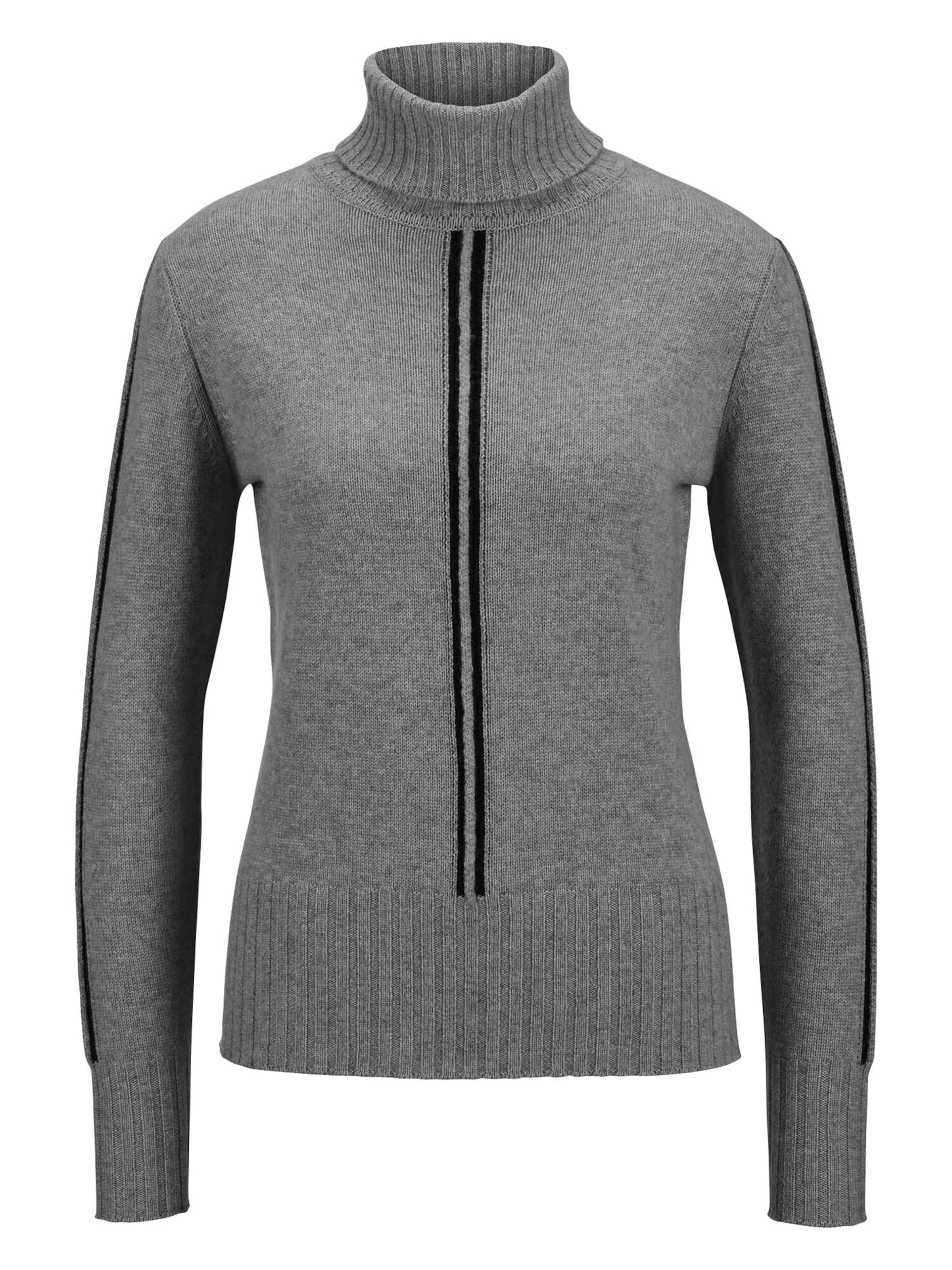MADELEINE Pullover in Grau: Vorderseite